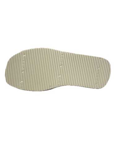 G.G Beige